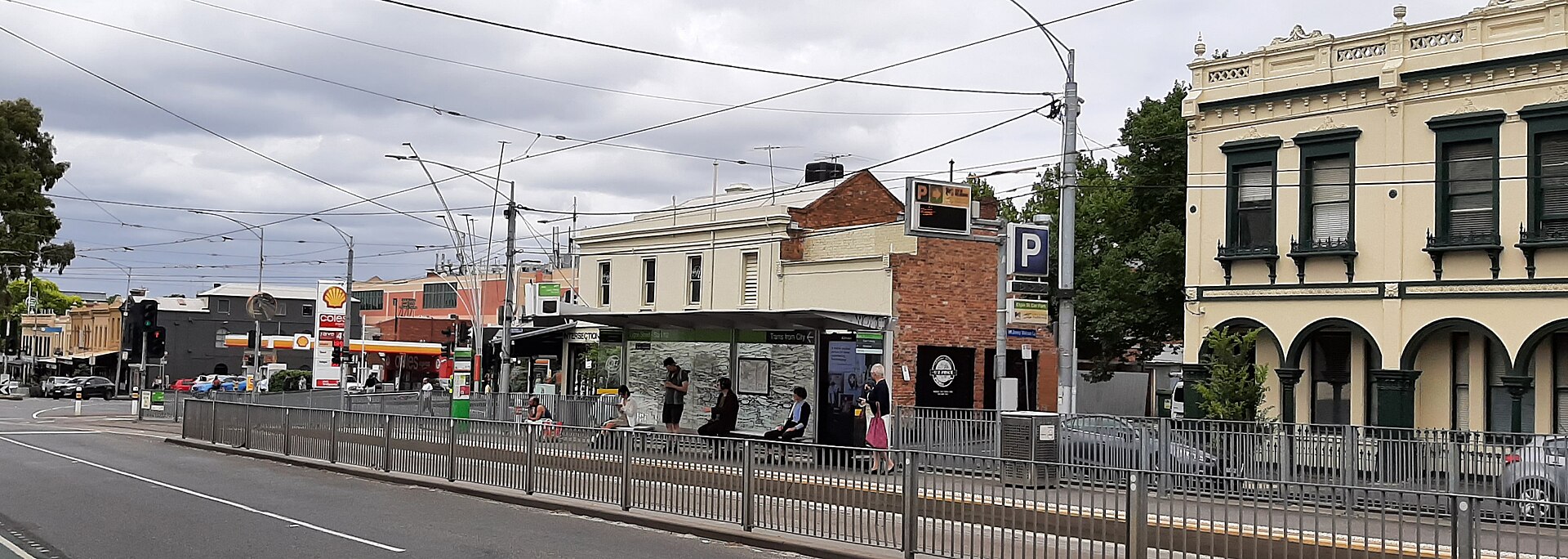GANGLAND HISTORY | Drinks in Carlton, a Body in Brunswick: The Lewis Caine Murder